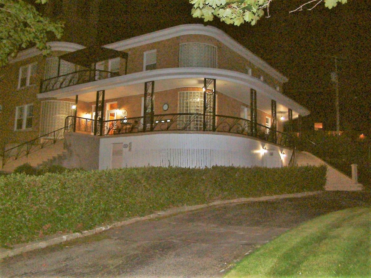 Chicoutimi Auberge Le St-Georges المظهر الخارجي الصورة