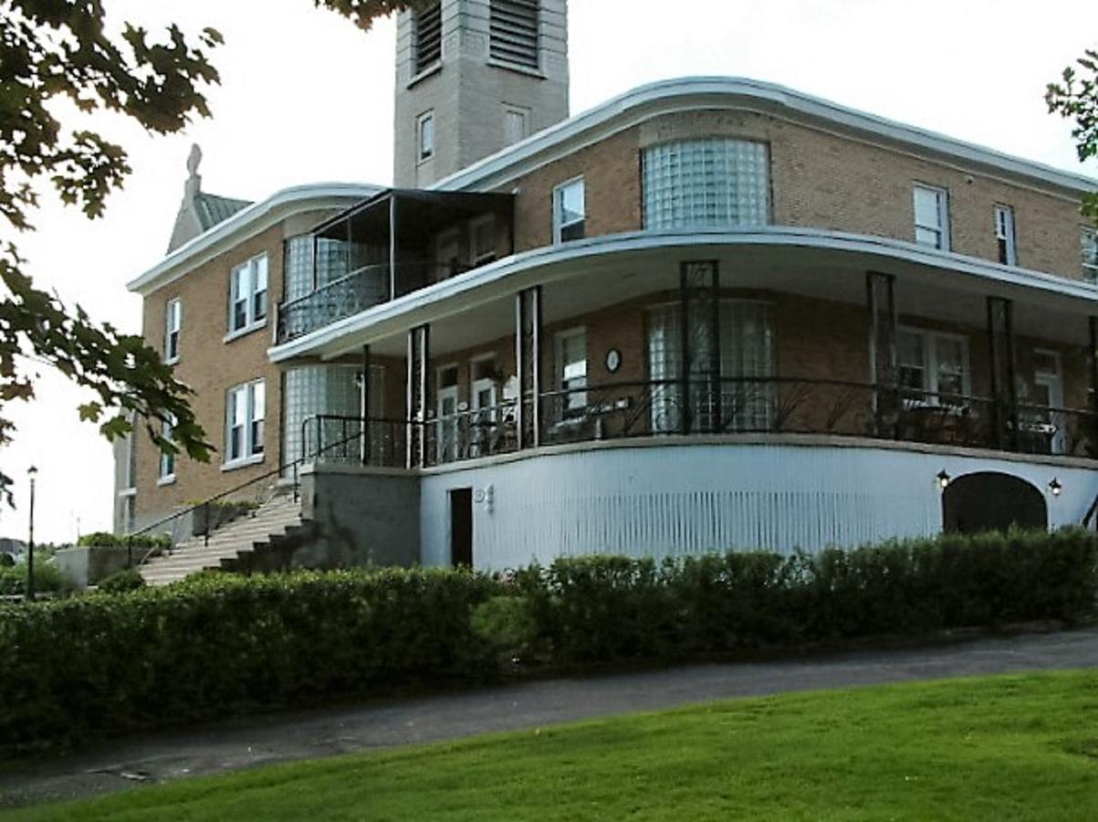 Chicoutimi Auberge Le St-Georges المظهر الخارجي الصورة