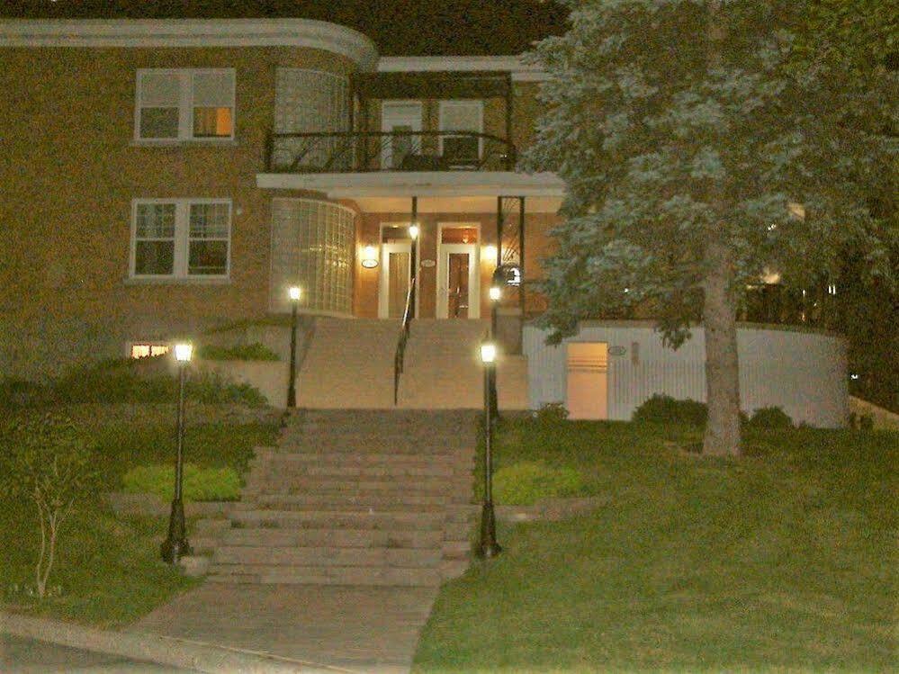 Chicoutimi Auberge Le St-Georges المظهر الخارجي الصورة